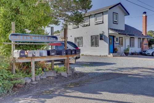Ocean Rogue Inn image 19