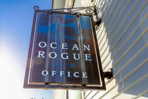 Ocean Rogue Inn image 8